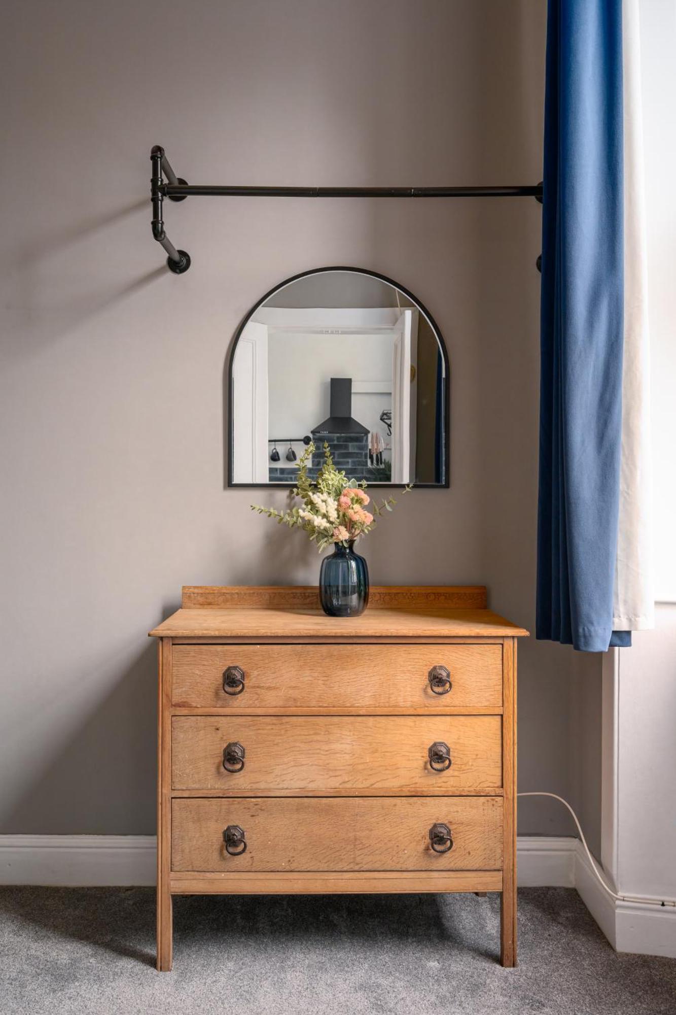 Апартаменты Vibrant Leith Flat Эдинбург Экстерьер фото